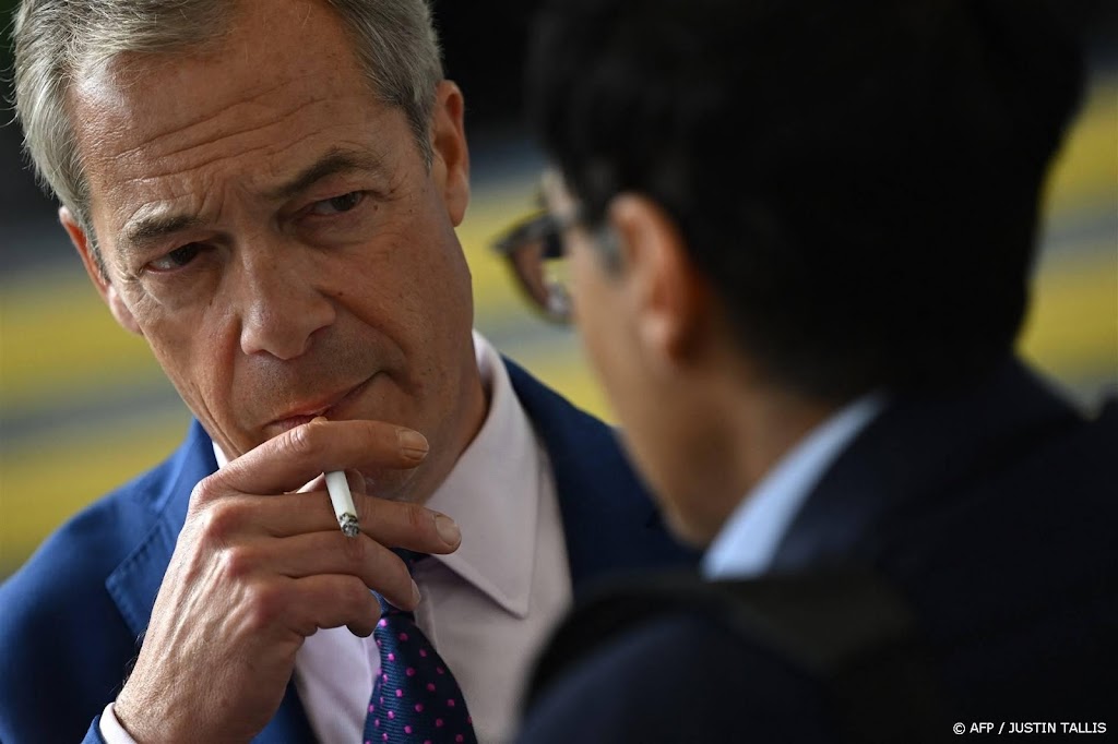 Britse bank door het stof om behandeling brexitpoliticus Farage