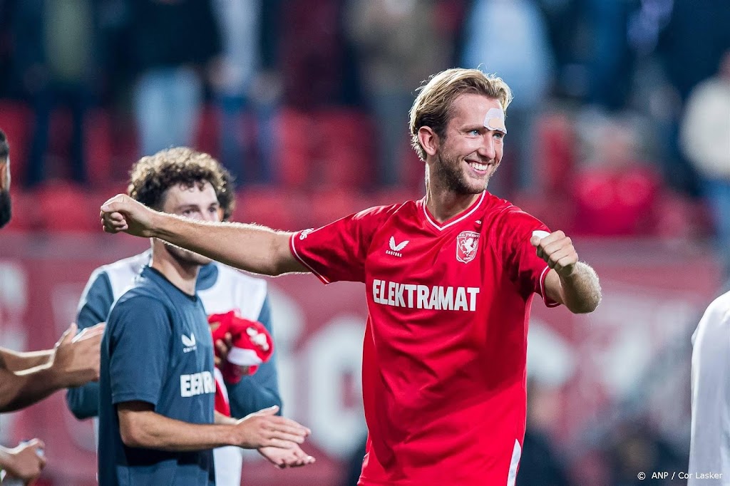 Coach FC Twente beslist zaterdag over Vlap en Brenet