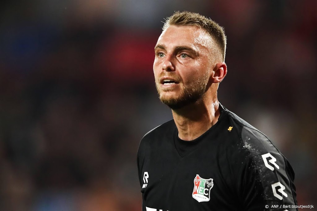 Doelman Cillessen keert terug onder lat bij NEC
