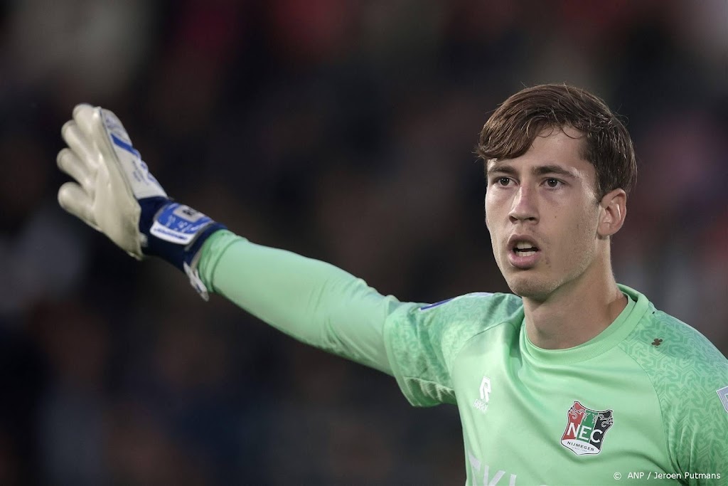 Keeper Roefs voor het eerst in voorselectie Jong Oranje