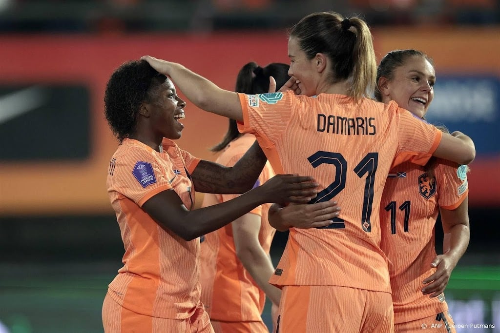 Voetbalsters veel te sterk voor Schotland in Nations League: 4-0