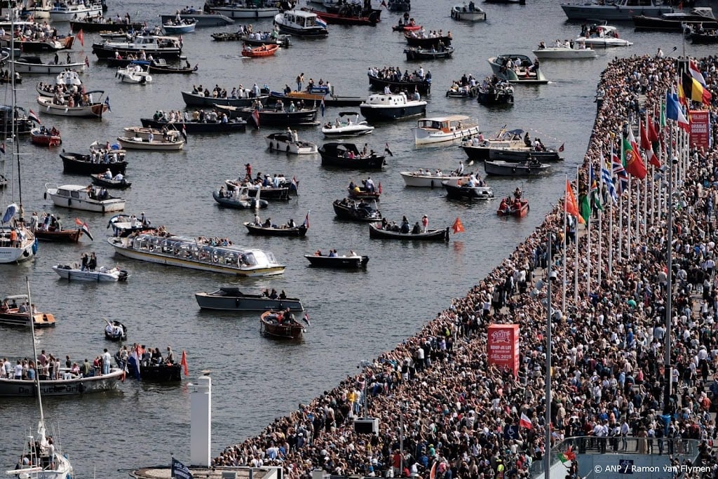 Meeste Amsterdammers tevreden over viering 750-jarig bestaan