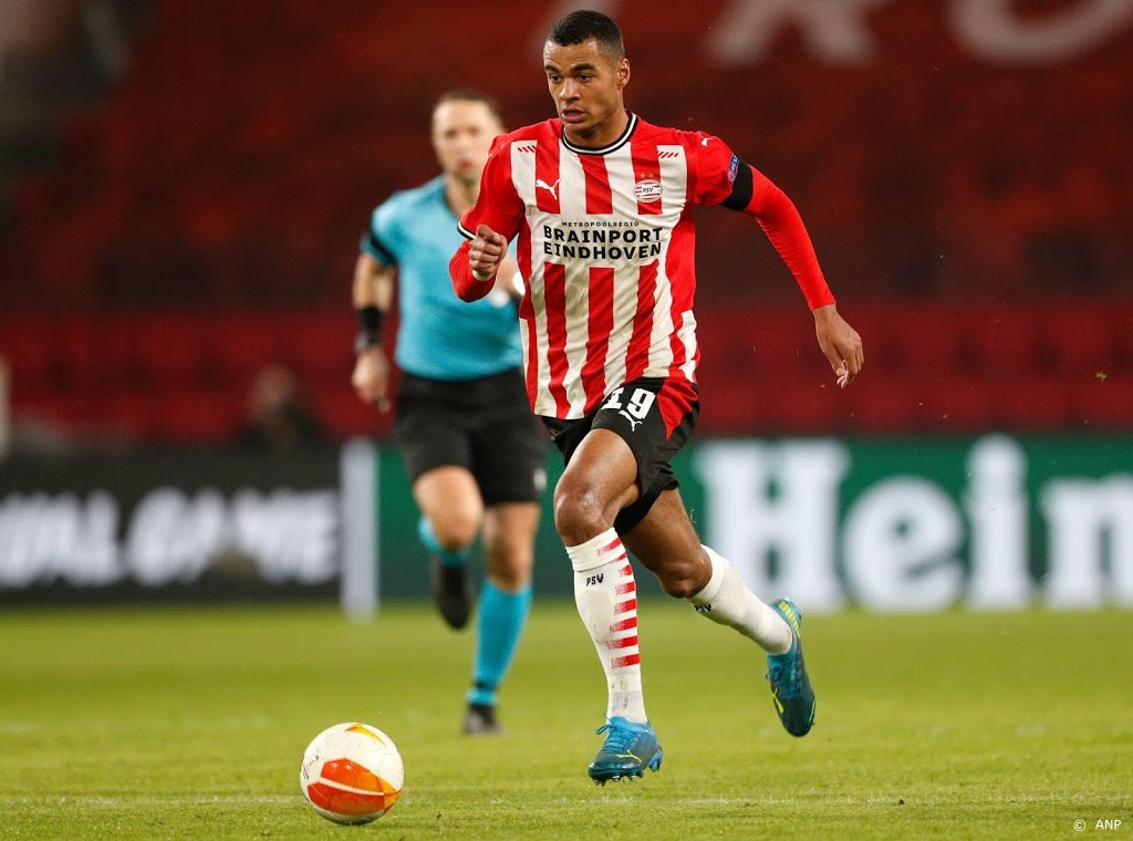 PSV toont zich na woorden Gakpo snelle leerling tegen PAOK