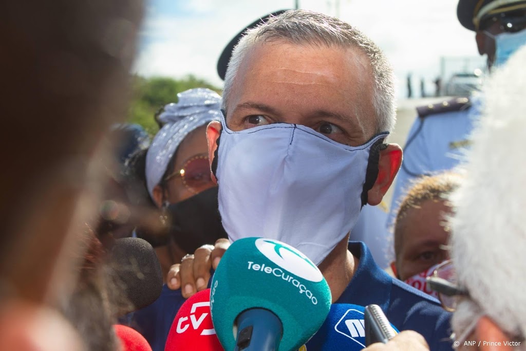 Oud-premier Curaçao Gerrit Schotte verlaat gevangenis