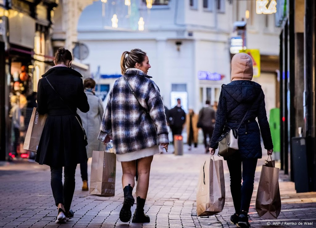 Ook te druk in winkelstraten Amsterdam