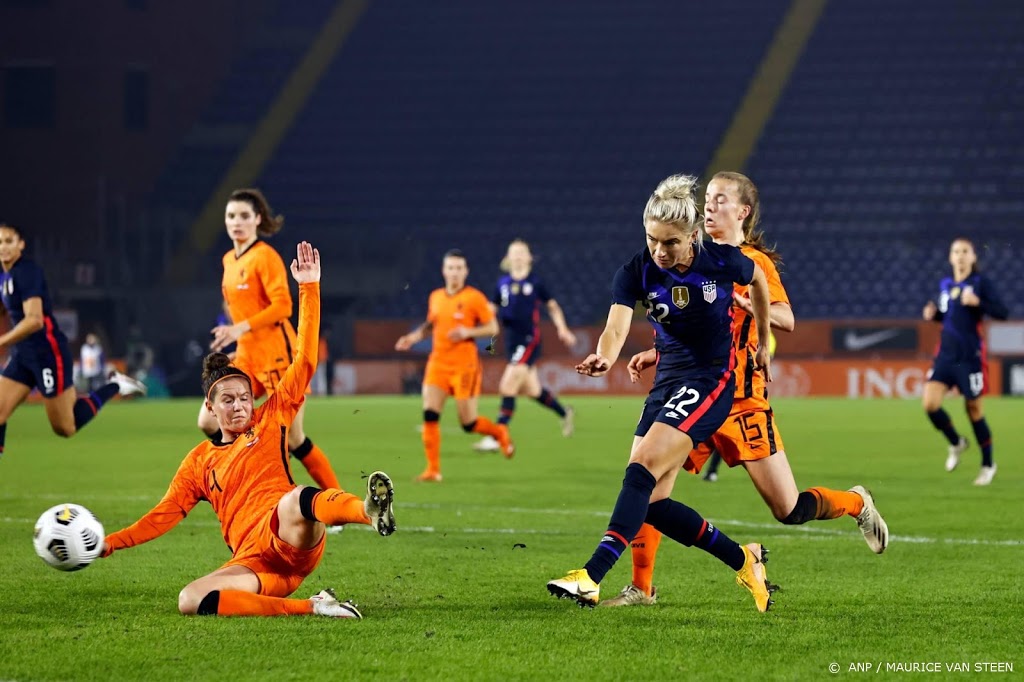 Voetbalsters verliezen oefenduel van wereldkampioen VS