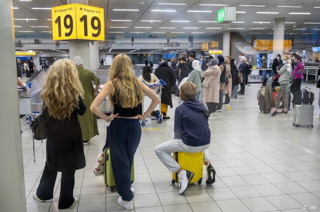 61 van 600 passagiers Zuid-Afrika besmet met coronavirus