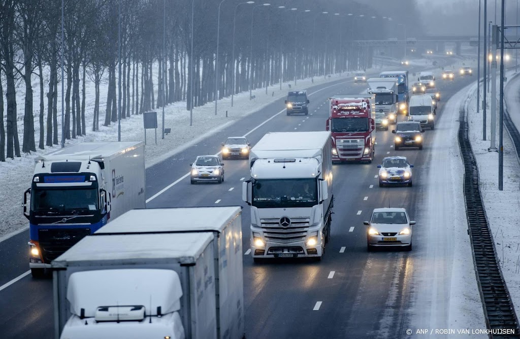 KNMI waarschuwt voor gladheid in noorden en oosten van het land