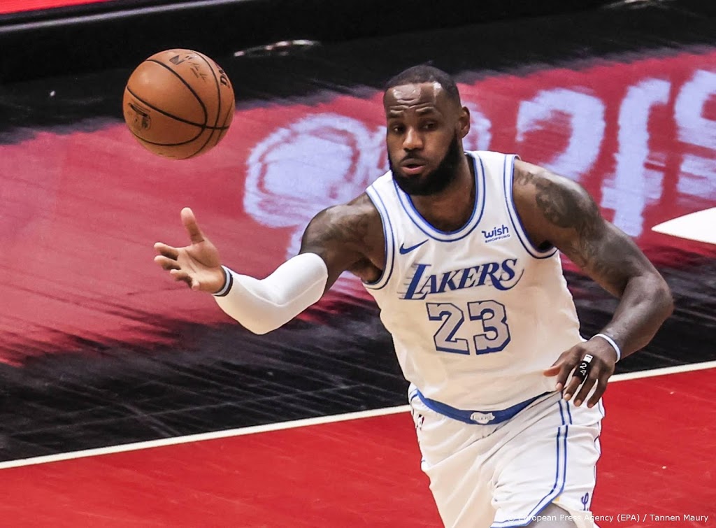 Philadelphia 76ers bezorgt Lakers in topper eerste uitnederlaag