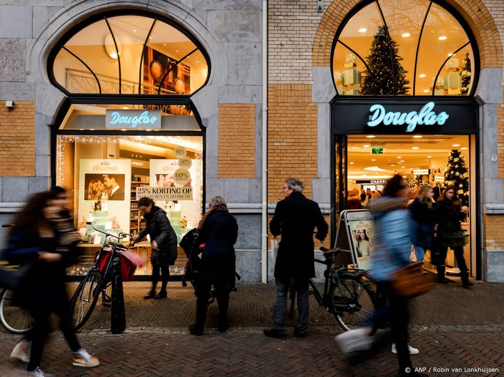 Parfumerieketen Douglas sluit zo'n 500 winkels in Europa