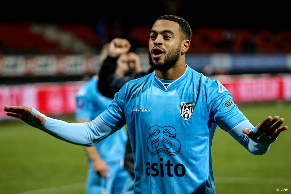 Trainer Keizer haalt Kuwas naar Al Jazira