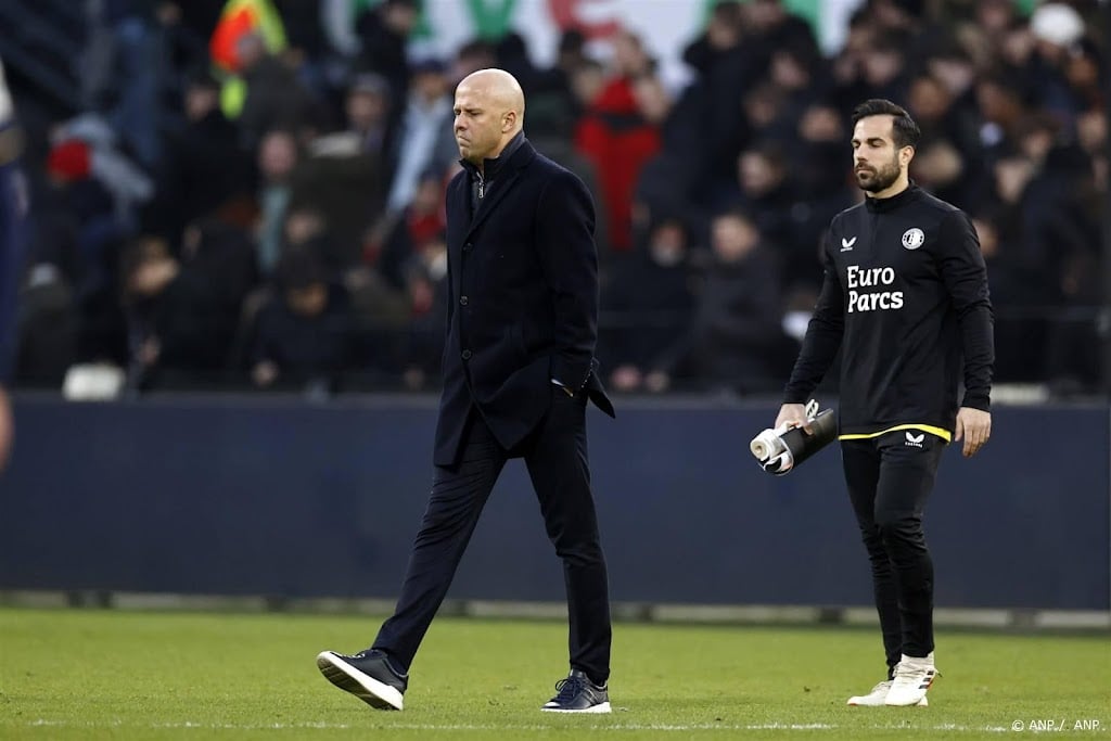 Trainer Slot maakt zich geen zorgen over zijn spits Giménez