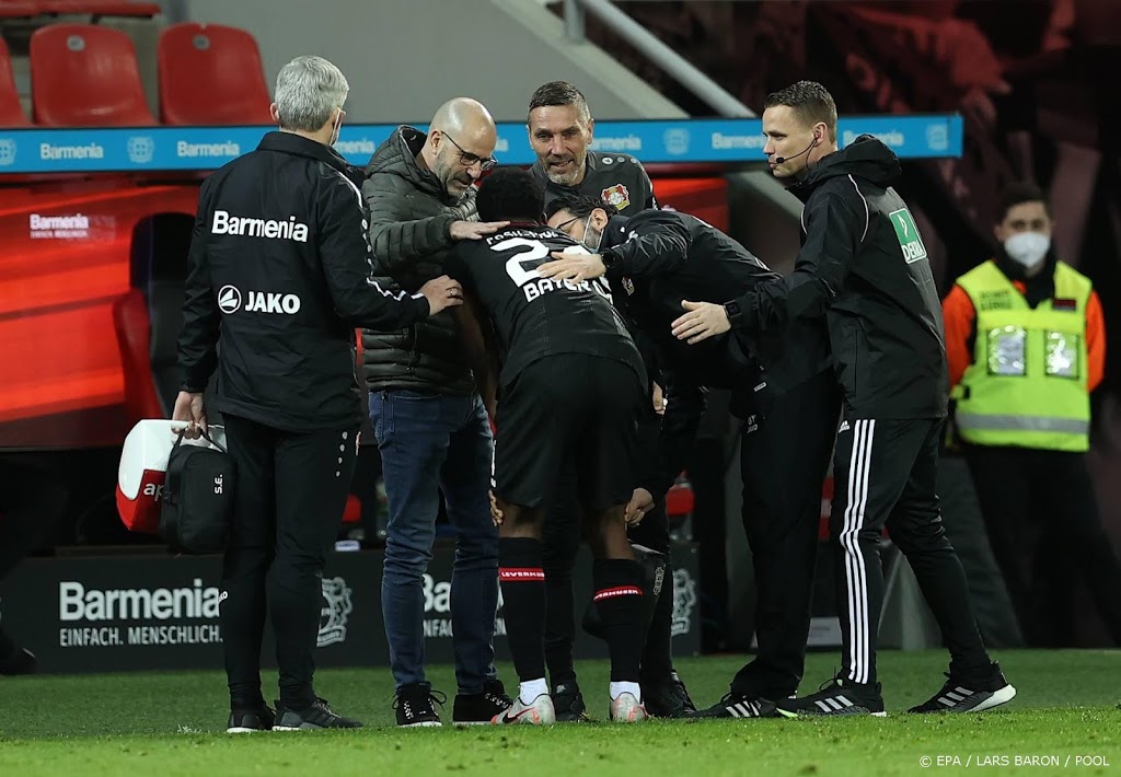 Trainer Bosz vreest zware knieblessure Fosu-Mensah
