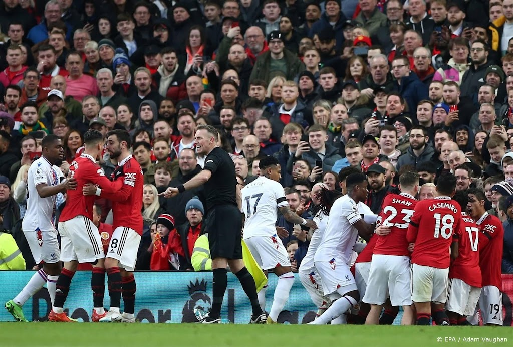 Forse boetes voor ManUnited en Crystal Palace na handgemeen