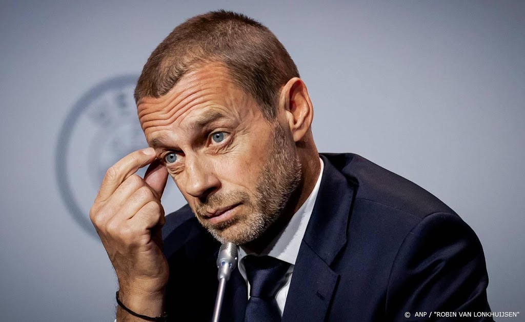 Baas van UEFA heeft plannen om competities toch uit te spelen