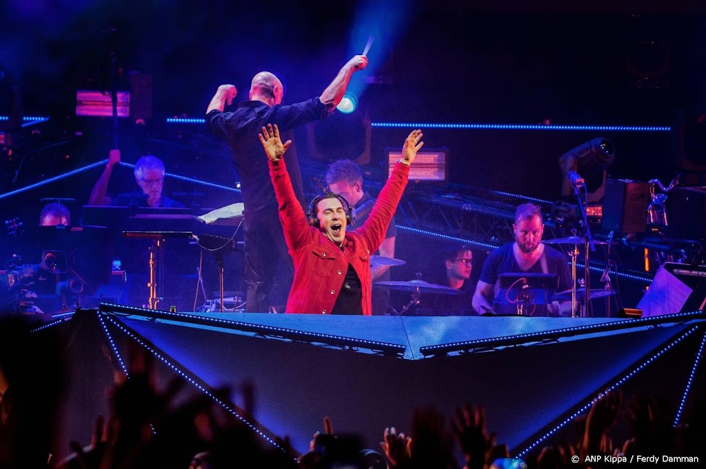 Hardwell maakt comeback, kondigt wereldtour en album aan