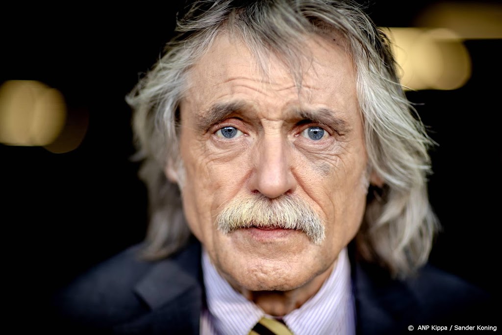 Talpa: Johan Derksen gaat excuses maken voor 'kaarsenverhaal'
