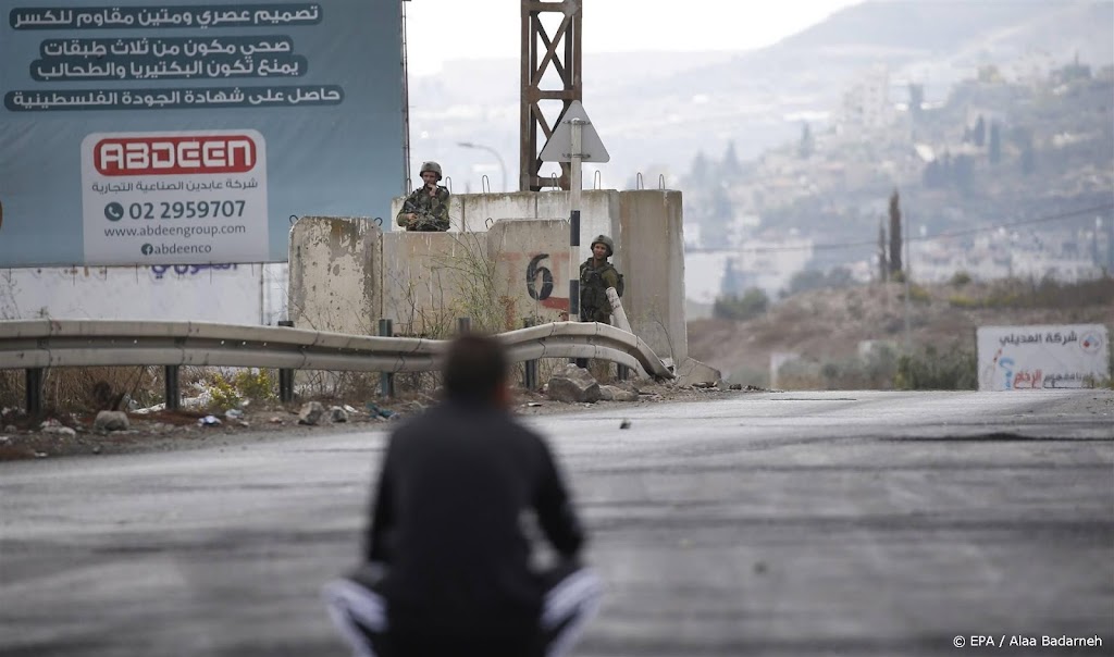 Israëlische troepen doden Palestijnse tiener om gooien van stenen