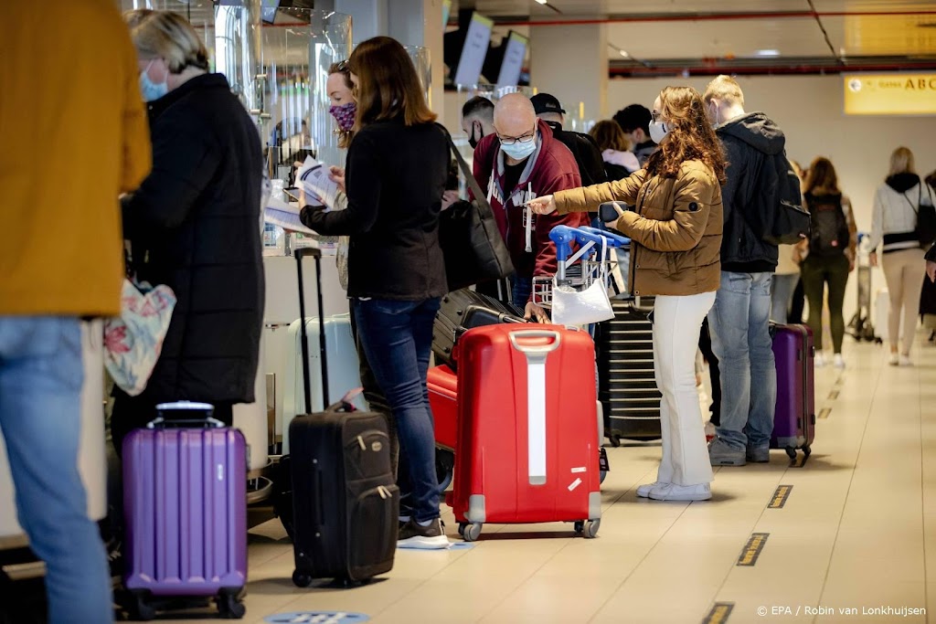 Vakbonden en Schiphol praten verder over betere voorwaarden