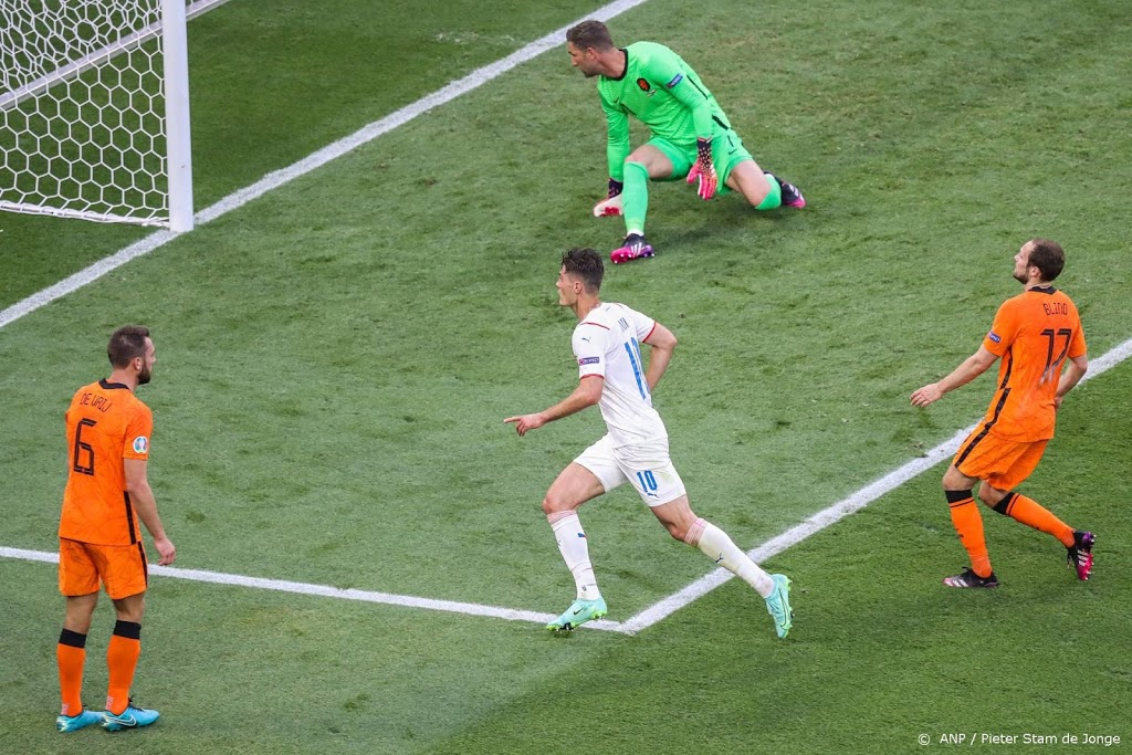 Spelbepalers Oranje laten het op EK op cruciaal moment afweten
