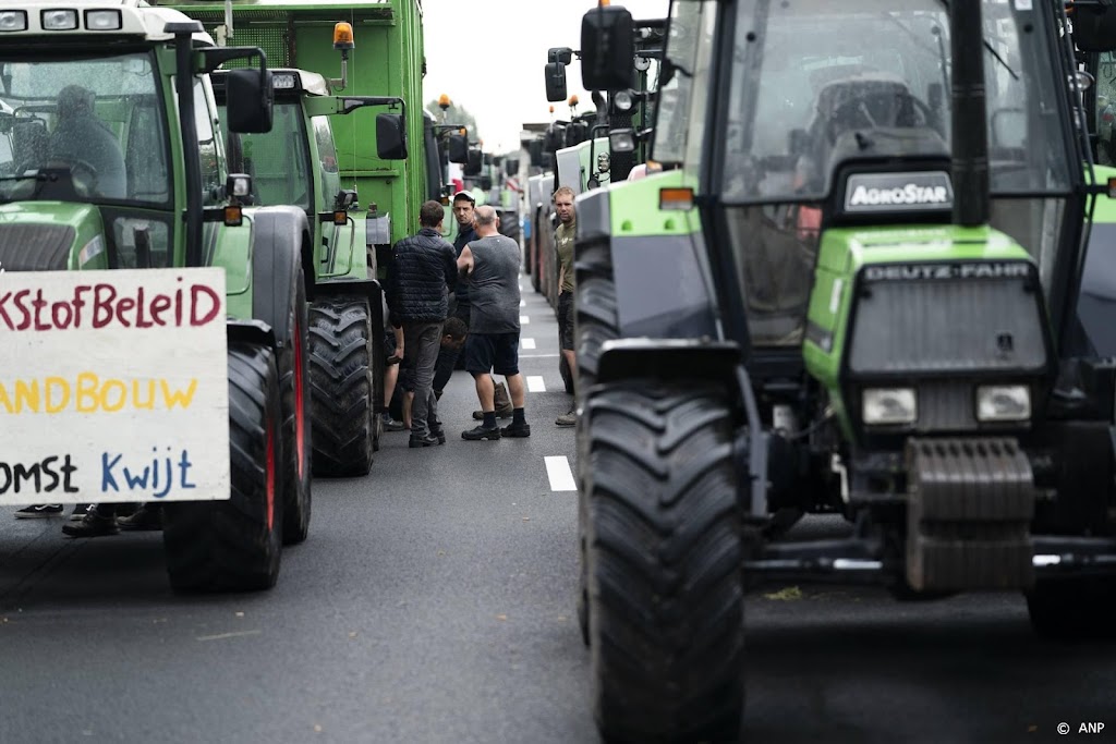 Snelweg A28 weer geblokkeerd door boeren, nu bij Meppel