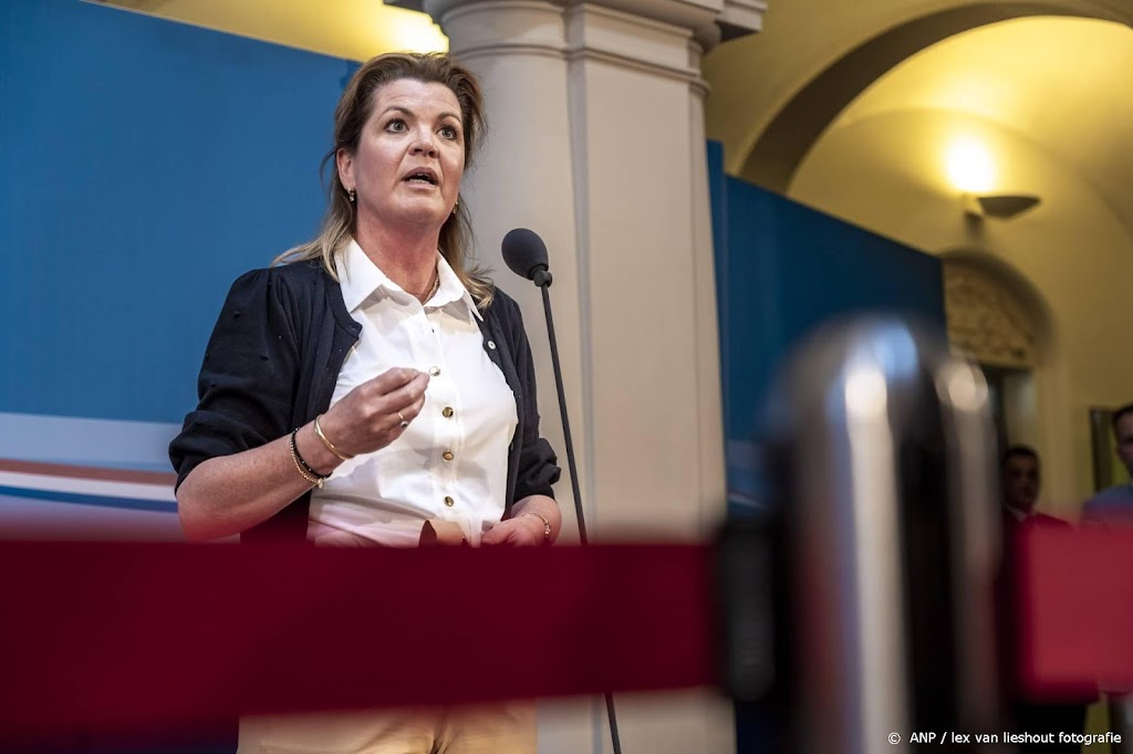 Stikstofminister Van der Wal vindt protesten 'echt heftig worden'