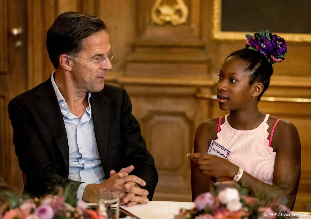 Kinderen tegen Rutte: op school weinig aandacht voor slavernij