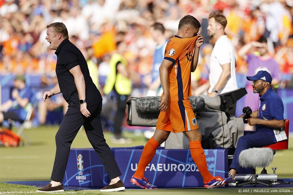 Aanvoerders Van Dijk en Aké nemen het op voor Veerman