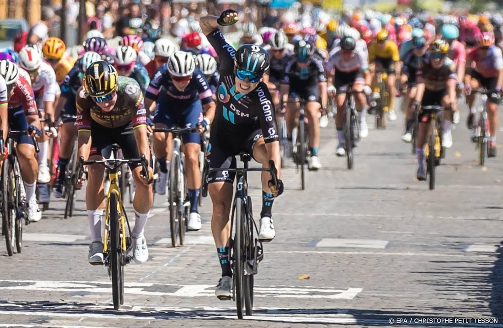 Wiebes viert tweede etappezege in Tour de France Femmes