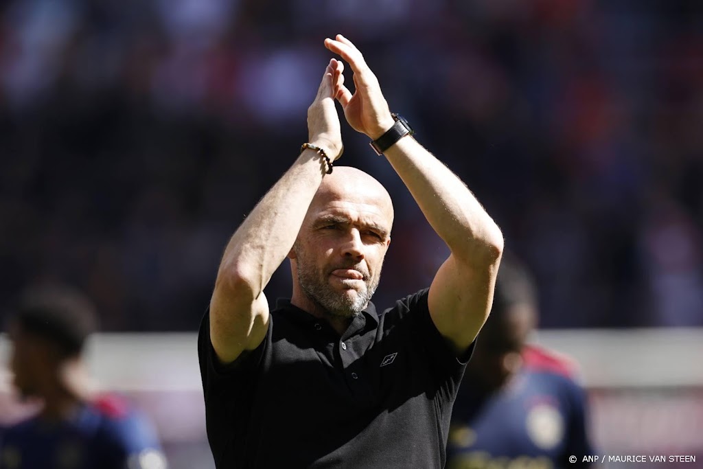 Schreuder verwacht dat blessures van Ajax-verdedigers meevallen