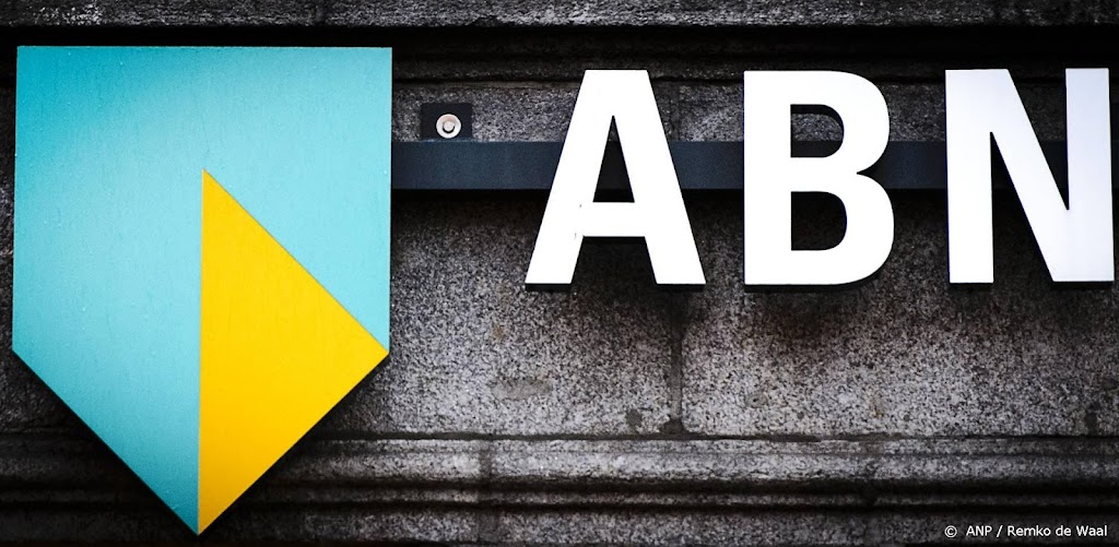 ABN AMRO rekent op lichte recessie aan einde jaar