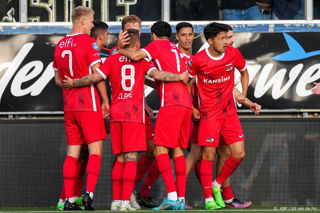 AZ voorkomt eerste puntenverlies bij Cambuur na late goal Clasie