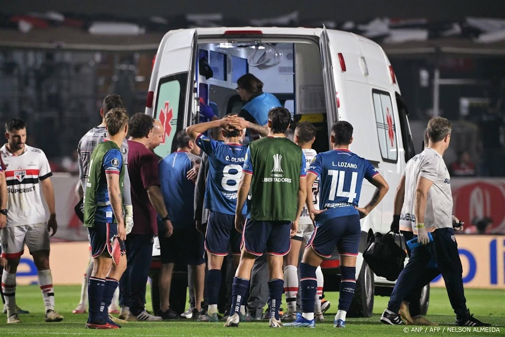 Voetballer Izquierdo overleden na in elkaar zakken op veld