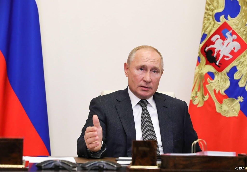 Media Rusland: Poetin laat zich inenten met Russisch coronavaccin