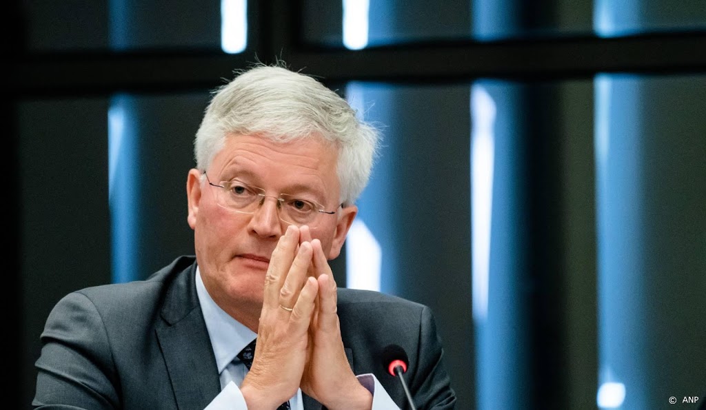 Weterings: gemaakte afweging bij voetbalfeest was verkeerd