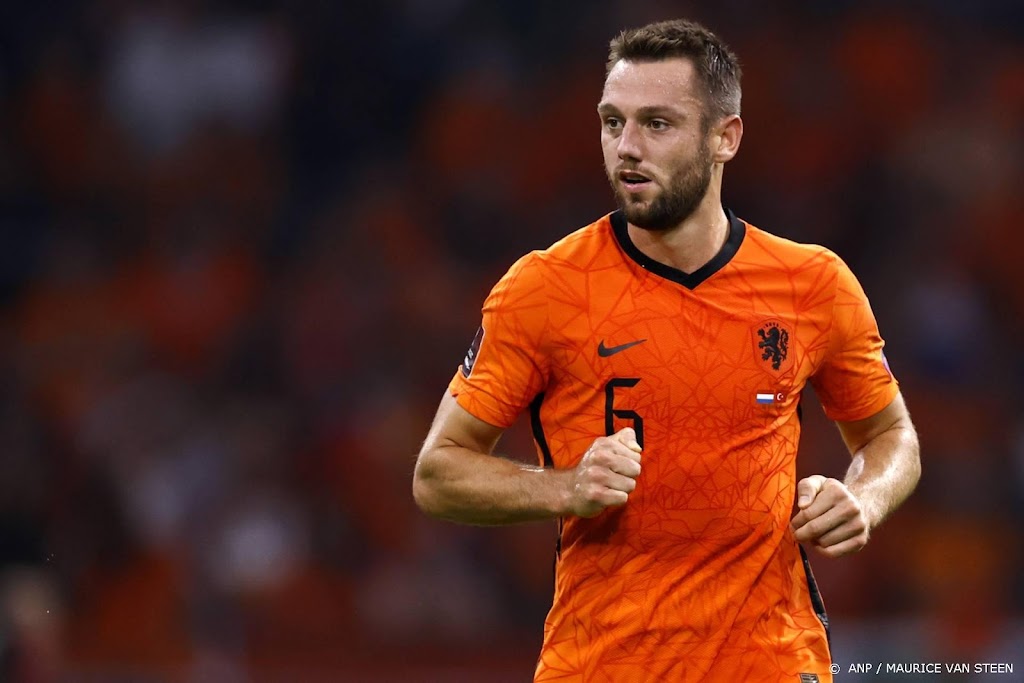 Dumfries en De Vrij in basisteam Internazionale