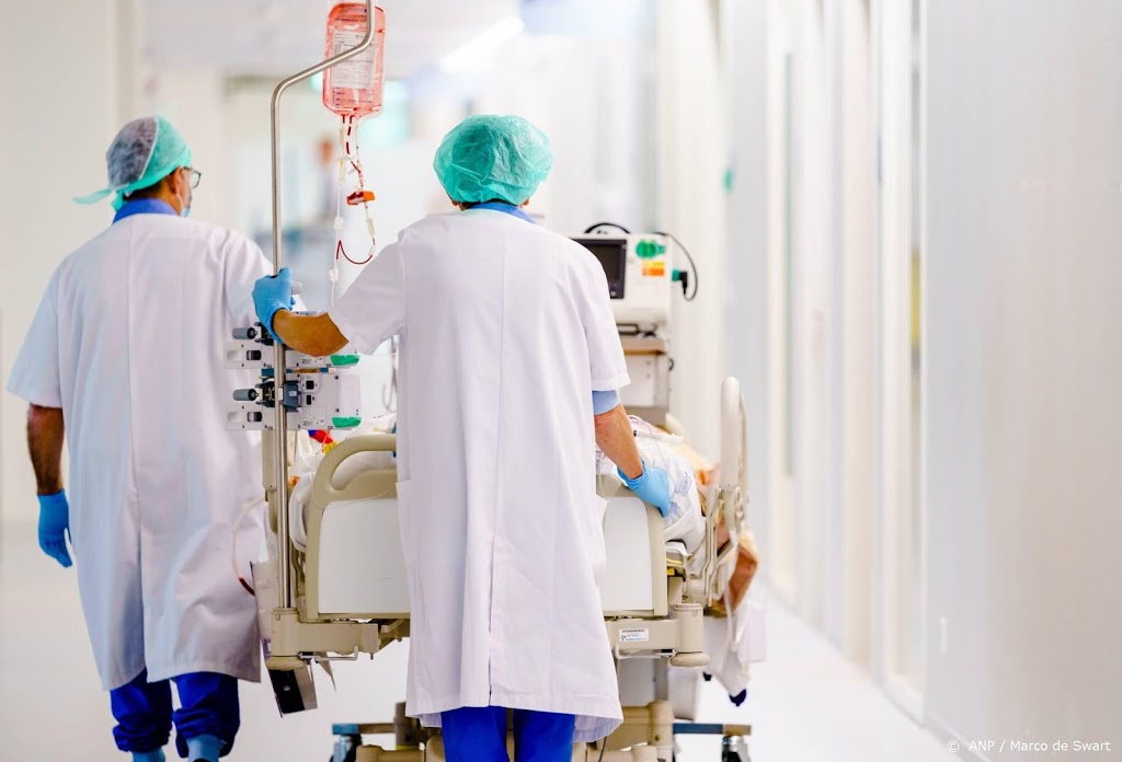 Aantal coronapatiënten in ziekenhuizen iets verder toegenomen