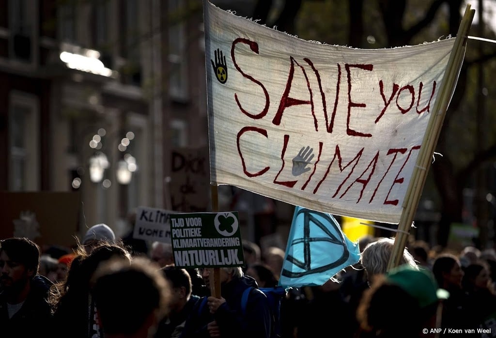 Organisaties zien wereld 'snoozen' en willen klimaatnoodplan