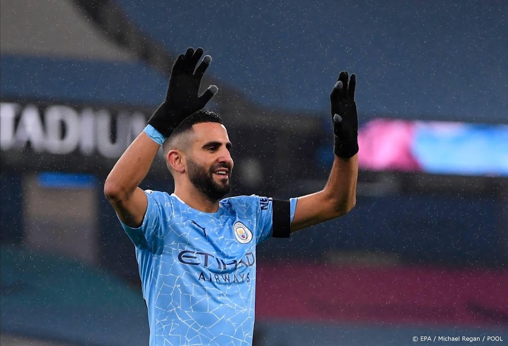 Mahrez leidt City naar ruimste zege van het seizoen