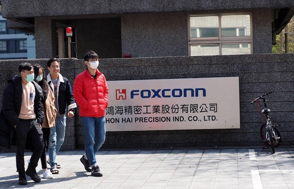 Foxconn geeft personeel iPhone-fabriek bonus om te blijven