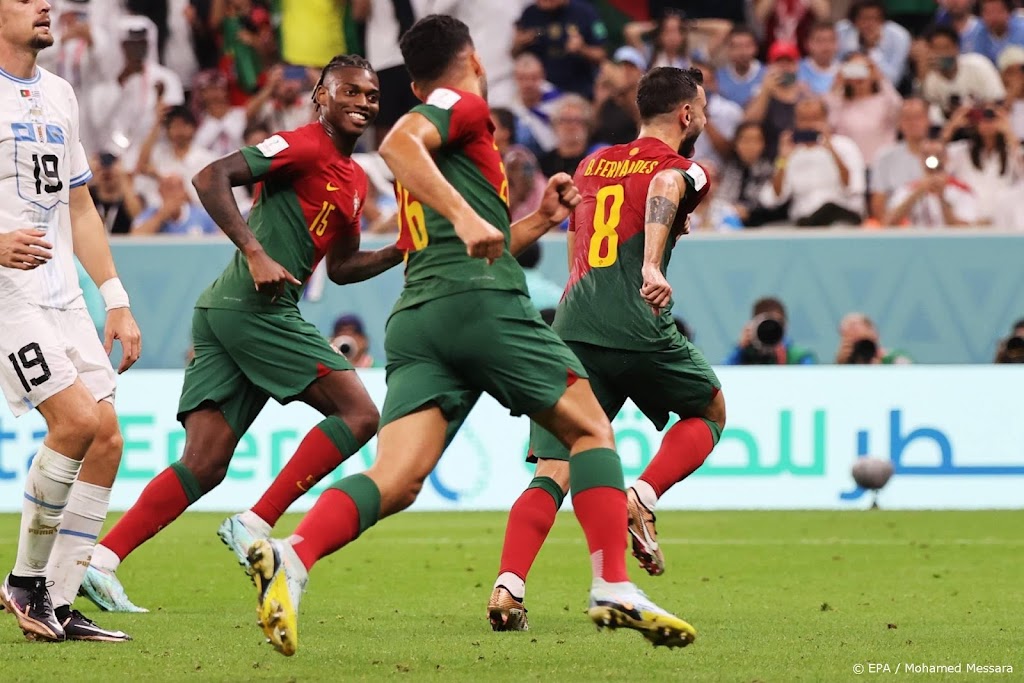 Portugal na zege op Uruguay (2-0) zeker van laatste zestien