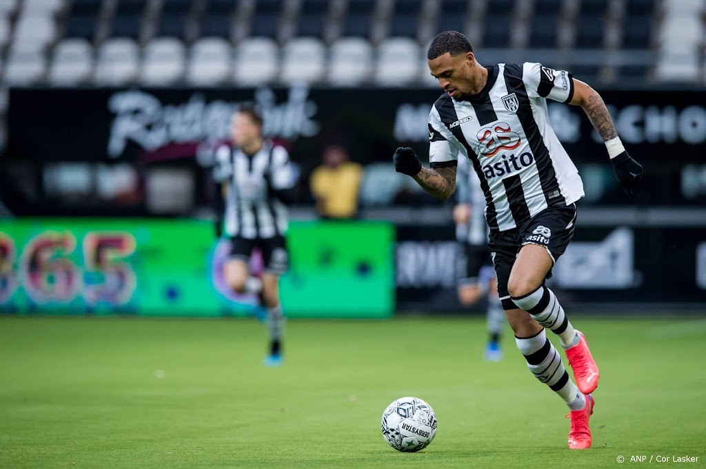 Aanvaller Burgzorg verlaat Heracles voor Mainz