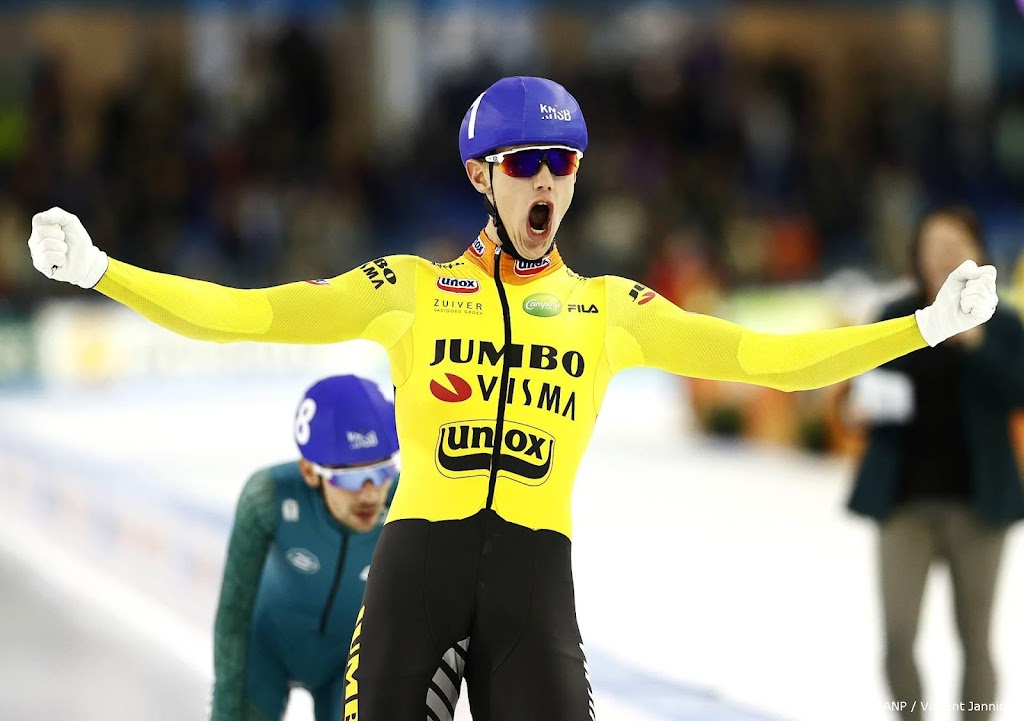 Marathonschaatsers Hoolwerf en Elzinga winnen in Utrecht