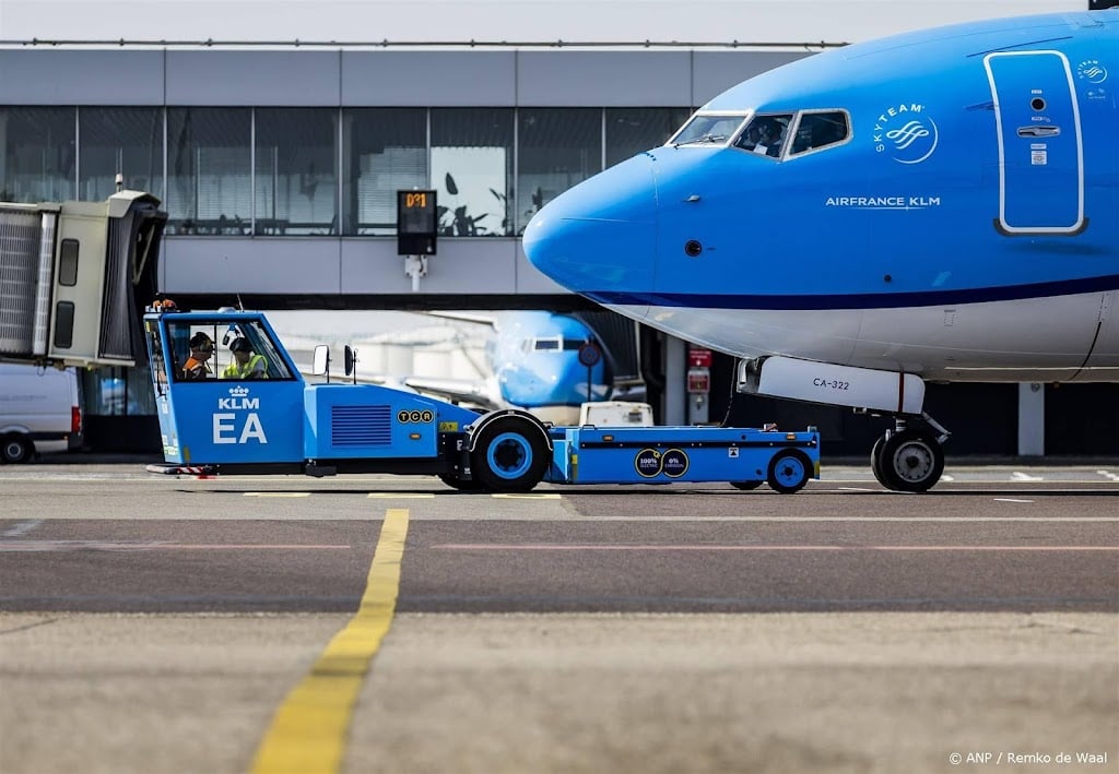 KLM-directie kritisch op mogelijk nog hogere havengelden Schiphol