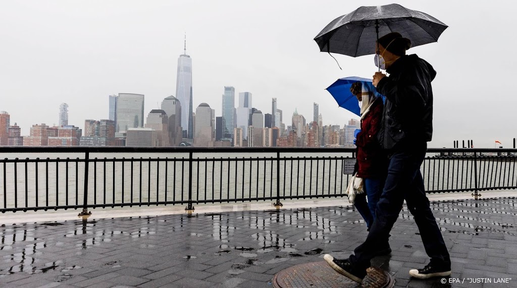 Dodental door coronavirus in New York stijgt met 237 naar 965