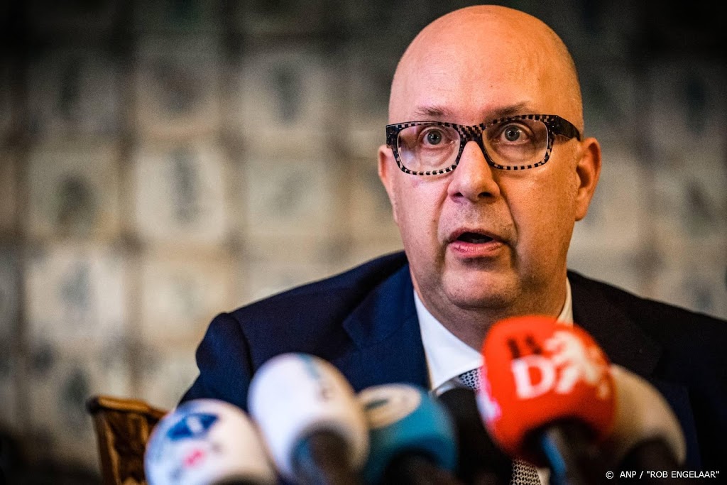 Burgemeester Den Bosch: zeker maand langer maatregelen nodig
