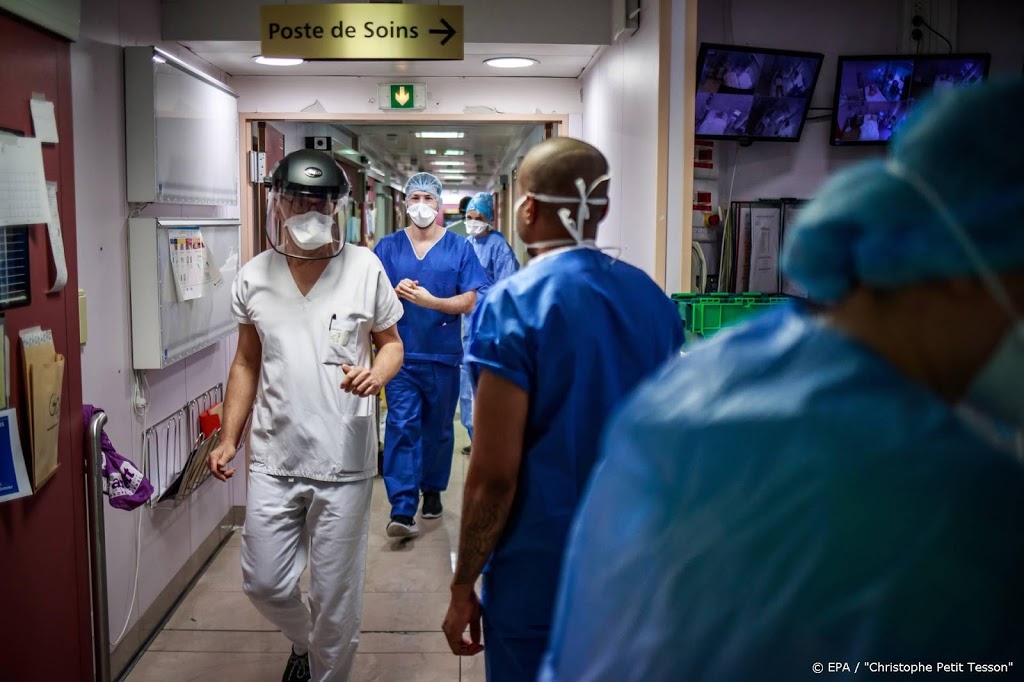 Bijna duizend coronapatiënten op intensive care
