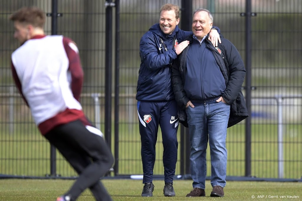 'Klankbord' Advocaat op trainingsveld bij FC Utrecht