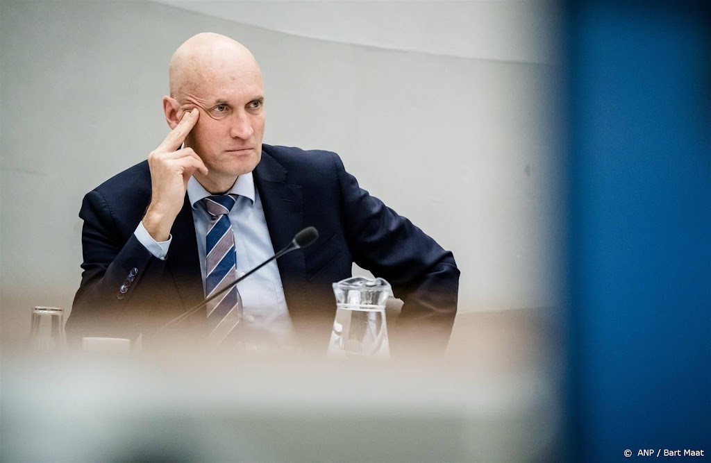 Kuipers: grens trekken in onderhandeling over hoge medicijnprijs