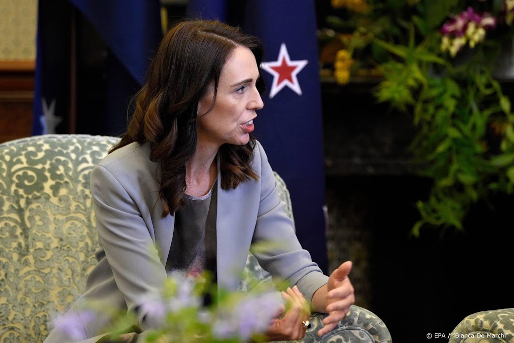 Koningin Elizabeth belt met premier Ardern over einde lockdown